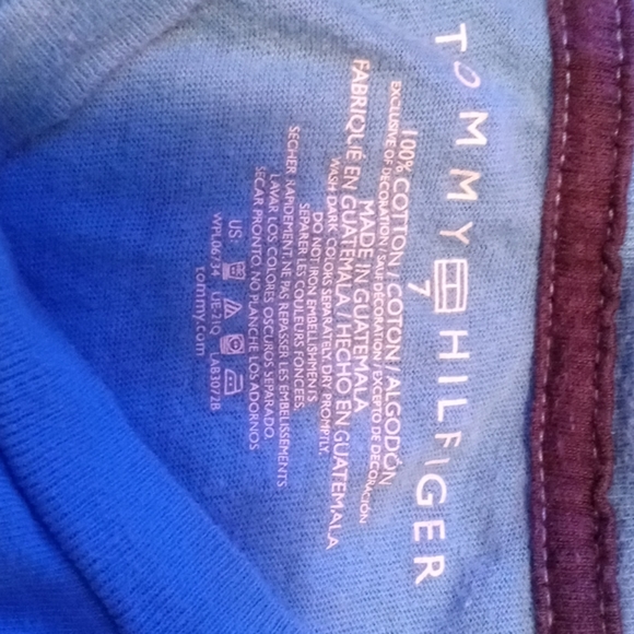 Tommy Hilfiger t-shirt - Picture 2 of 2